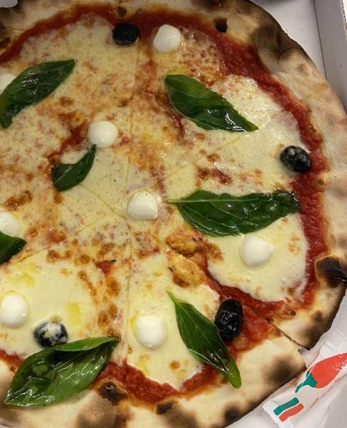 Pizza Mozzarella/basilic