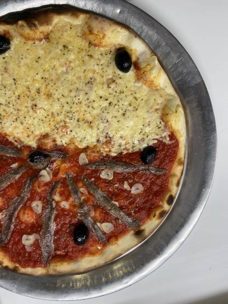 Pizza Anchois/Fromage (Moit/Moit)